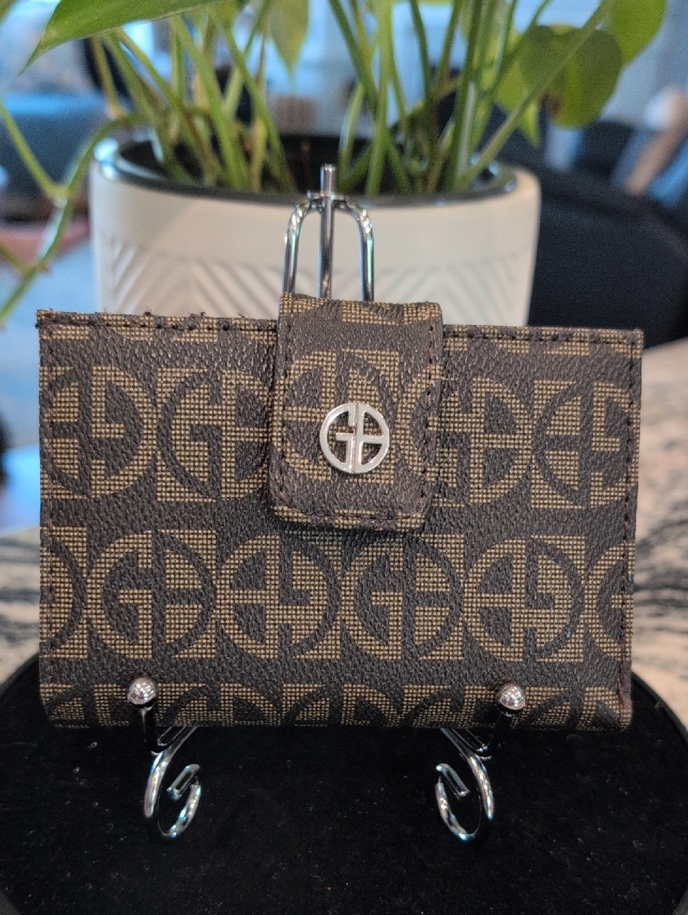 Giani Bernini Brown Monogram Compact Wallet